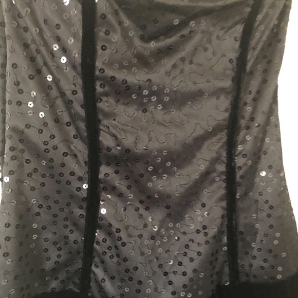 Betsey Johnson sleeveless Sequins Prom dress - Picture 6 of 15